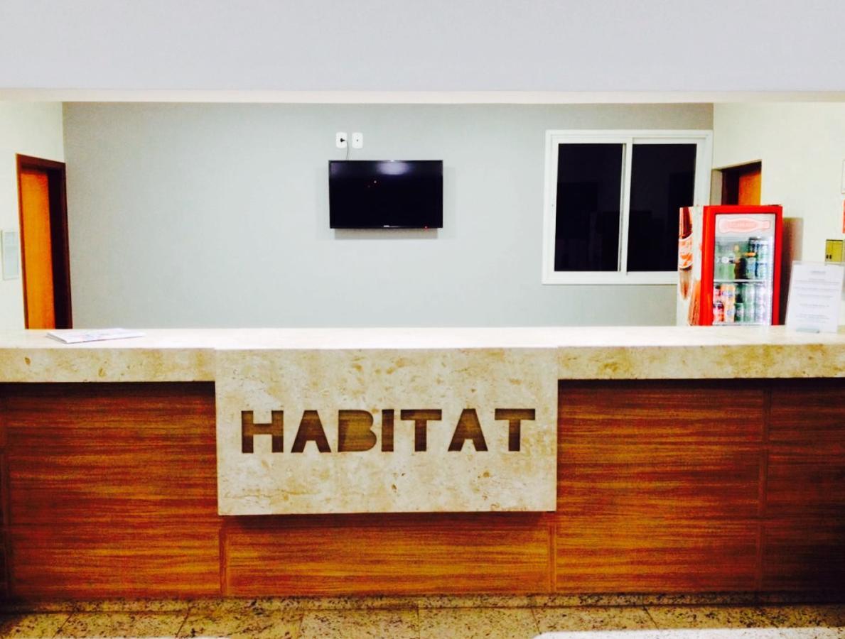 Habitat Hotel 皮拉苏农加 外观 照片